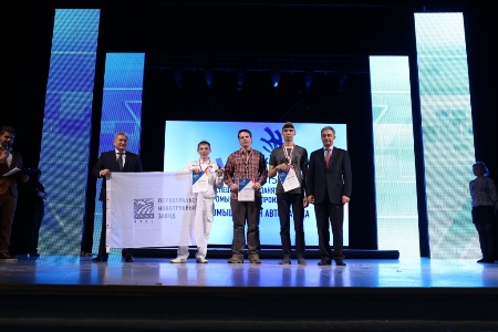 Участники программы "Будущее белой металлурги" завоевали "золото" в полуфинале WorldSkills Russia