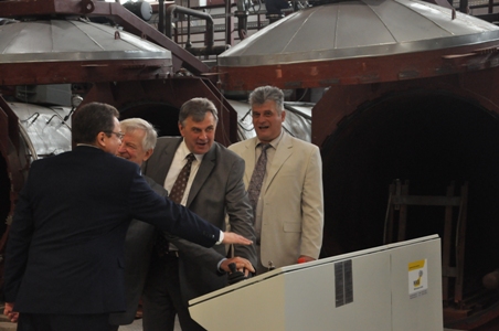 Первый в России цех по производству силикатных блоков системы Quadro открылся в Ярославле