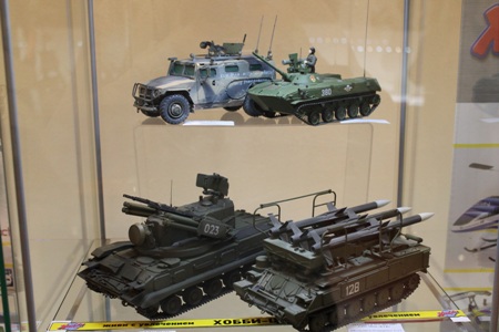 Тульский музей оружия представил модели техники времен войны