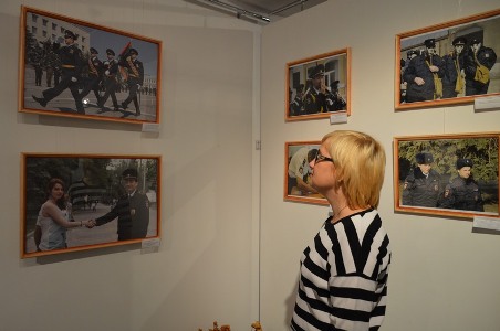 Фотовыставка о работе ставропольских полицейских открылась в краевой столице