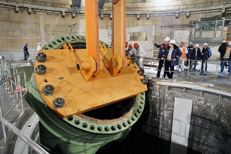 На строящемся энергоблоке Ростовской АЭС установили корпус реактора