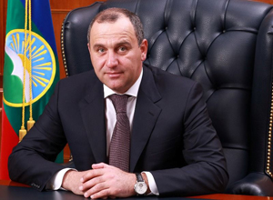 Врио главы Карачаево-Черкесии Р.Темрезов: "Сохранение уникальной экологии региона, привлекающей туристов, - обязательное условие развития промышленного сектора"
