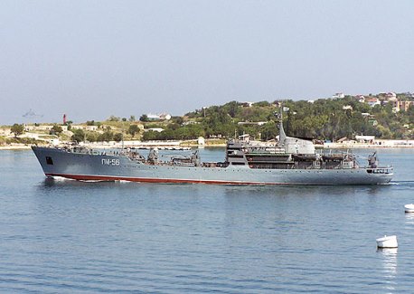 Плавмастерская Черноморского флота вернулась в Севастополь из Средиземного моря