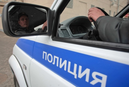 Уголовное дело возбуждено после обрушения стены и дороги в центре Владивостоке