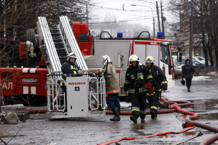 Потушен пожар в мебельной мастерской в Екатеринбурге