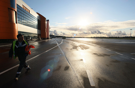 Аэропорт "Храброво" ограничивает приём широкофюзеляжных самолетов