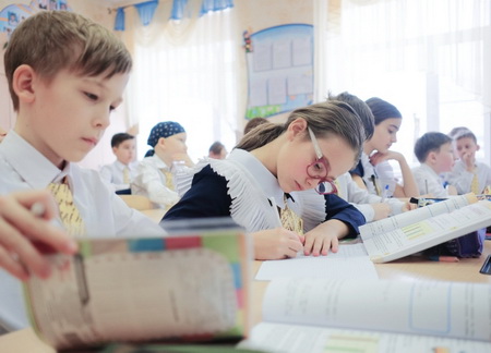 Ликвидировать вторую смену в школах Крыма планируют к концу 2017 года