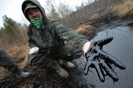 Административное дело возбуждено в связи с разливом нефтепродуктов в Хабаровске
