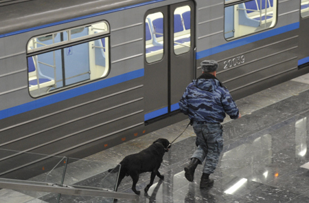 Все станции метро в Петербурге закрыты на вход и выход