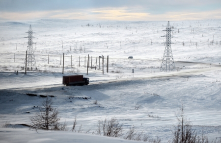 Мокрый снег с ветром в Иркутской области вызвали перебои в электроснабжении населения