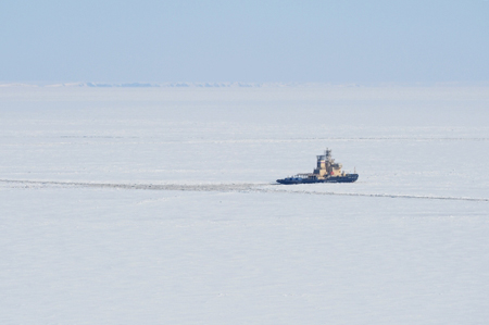 Патрульный корабль-ледокол заложат в Петербурге для арктических военных миссий