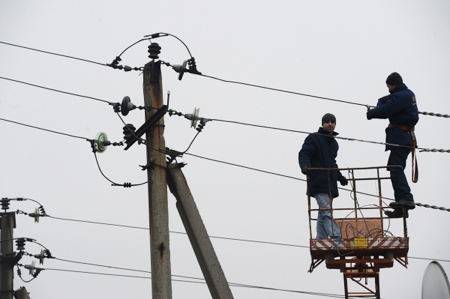 Восстановлено электроснабжение южных районов Иркутской области, нарушенное метелью
