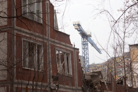 Более 4,5 тысяч пятиэтажек включены в предварительный перечень сносимых в Москве домов