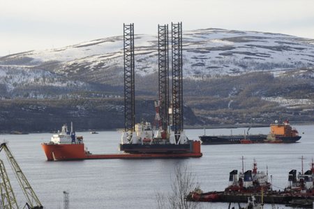 Началось оглашение приговора по делу о крушении платформы "Кольская" в Охотском море