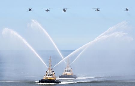 Корабли Балтфлота отправились в Петербург для участия в торжествах в День Победы