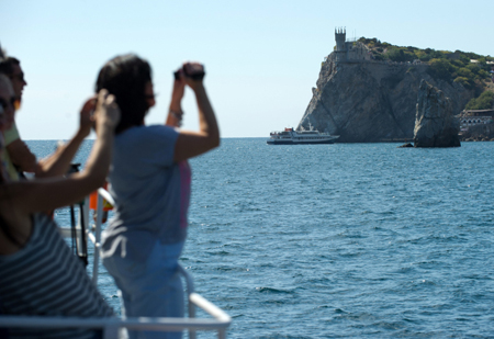 Туристы поделятся впечатлениями от отдыха в Крыму
