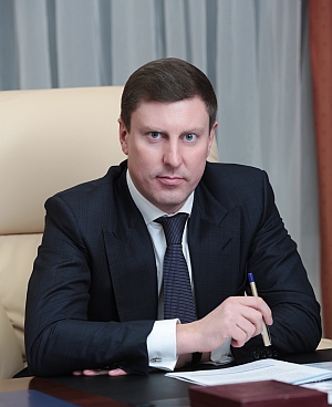 Председатель правительства Ярославской области Д.Степаненко: "На ПМЭФ будет подписано порядка 20 важных для региона соглашений"