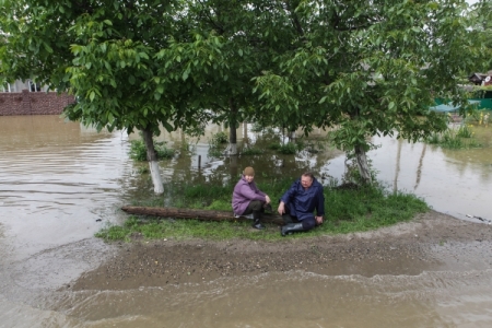 Более 2 тыс. дачных участков в Тюменской области остаются в воде из-за разлива Ишима