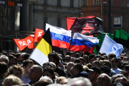 Более 4 тыс. человек участвовали в несанкционированной акции в центре столицы