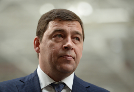 Куйвашев стал шестым кандидатом в губернаторы Свердловской области, сдавшим в избирком подписи депутатов