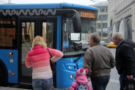 Продлеваются маршруты автобусов, связывающих Зеленоград со станциями метро