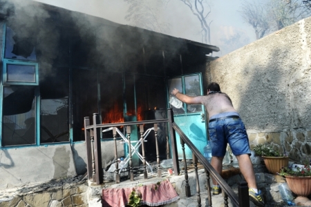 Материальная помощь будет выделена ростовчанам, чье имущество пострадало при крупном пожаре в центре города