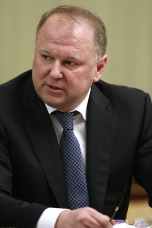 Невысокая явка в СЗФО - сигнал для губернаторов и повод проанализировать ситуацию, считает полпред Цуканов