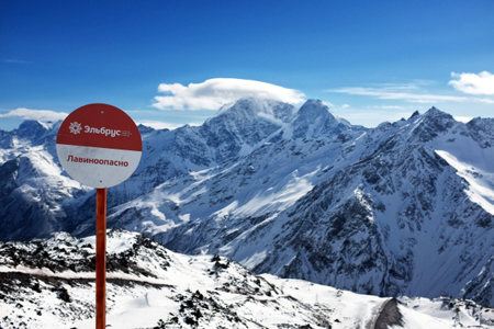 Тела трех давно погибших альпинистов найдены на Эльбрусе