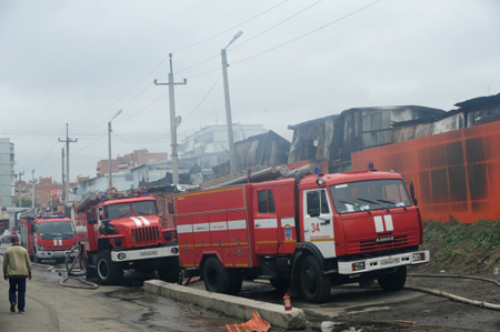 Сгоревший в Ростове-на-Дону рынок был застрахован, но сумма выплат будет небольшая