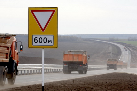 Строившуюся с конца 90-х годов 300-километровую дорогу сдали в Хабаровском крае