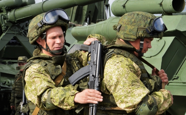 Численность российских Вооруженных сил как и раньше составит 1,9 млн человек - указ