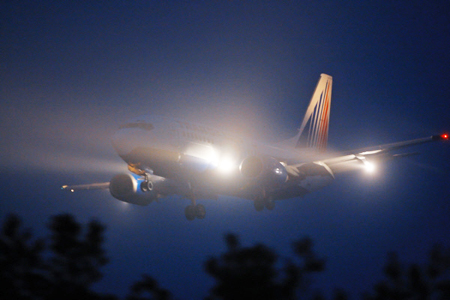 Самолет с задержкой на сутки из-за тумана вылетел из Кургана в Москву
