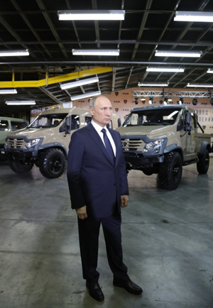 Путин поставил задачу сделать российский автопром конкурентоспособным