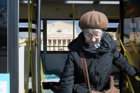 Институт приемных семей для одиноких пенсионеров заработает в Костромской области в 2018 году