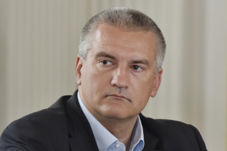 Глава района в Крыму ушел в отставку по требованию Аксенова