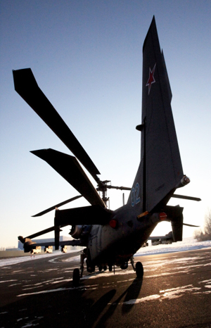 Восемь вертолетов Ка-52 "Аллигатор" переброшены на аэродром под Псковом