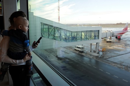 Кемеровский аэропорт эвакуируют из-за сообщения о минировании