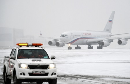 Информация о бомбе в аэропорту Кемерова оказалась ложной