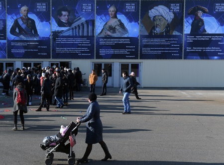 Более 50 тыс. человек посетили парк "Россия - моя история" в Петербурге на зимних каникулах