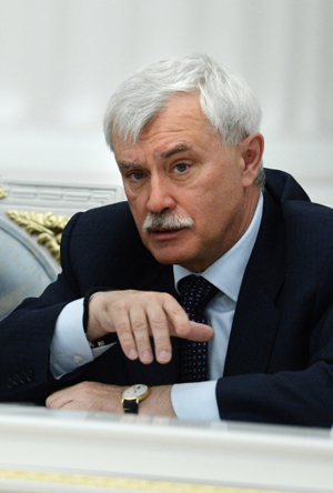 Губернатор Петербурга считает попадание в "кремлевский список" США признанием его заслуг перед Россией и городом