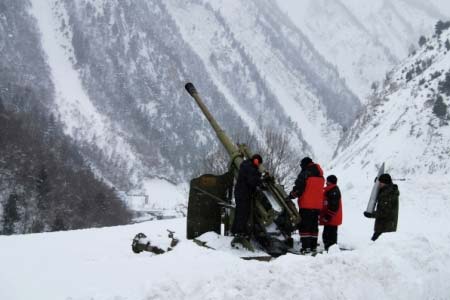 Повышенная лавиноопасность объявлена в горах Карачаево-Черкесии