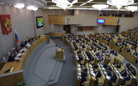 Дума приняла президентский закон о приравнивании МРОТ к прожиточному минимуму