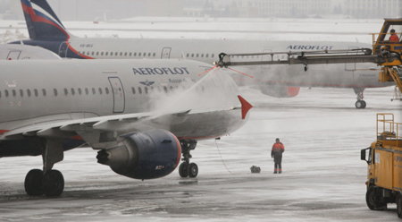 Шесть авиарейсов задерживаются в Ростове-на-Дону из-за метели