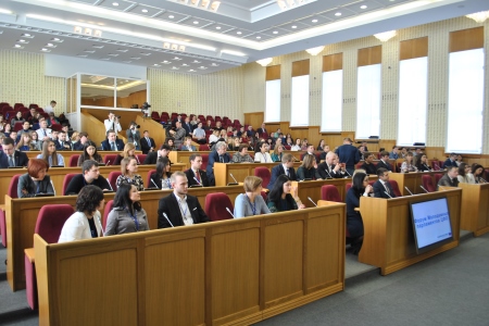 Первый форум молодежных парламентов ЦФО проходит в Воронеже
