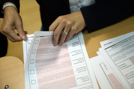 Мобильная группа столичного Общественного штаба по наблюдению за выборами разбирается с двумя сообщениями о вбросе бюллетеней