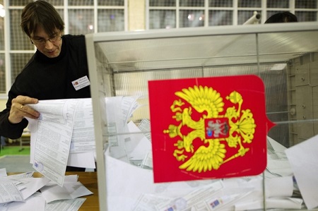 Путин набирает на выборах 73,9% голосов, лидируя с большим отрывом на выборах президента РФ - экзит-пол ВЦИОМ