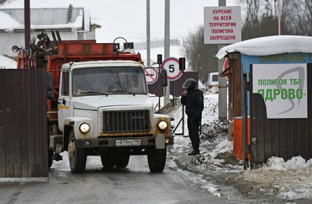 Губернатор Подмосковья заявил о намерении отправить детей из Волоколамска в места отдыха из-за ситуации вокруг полигона "Ядрово"