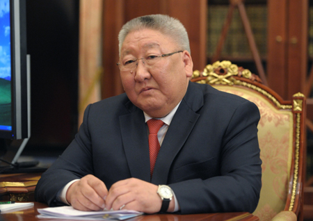 В администрации Якутии опровергли сообщения о госпитализации главы региона Борисова