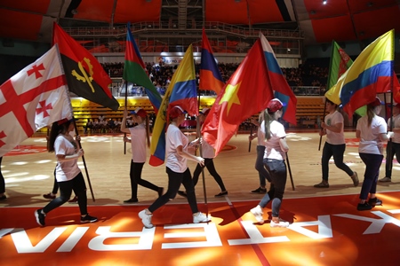 Парадом стран открылась спортивная олимпиада среди иностранных студентов вузов РФ в Екатеринбурге