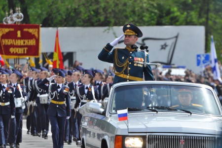 Самый масштабный парад войск ЮВО на Юге России прошел 9 мая в Ростове-на-Дону